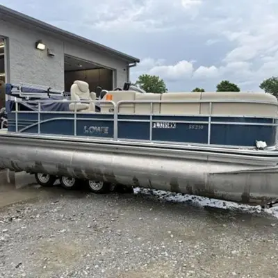2016 Lowe Boats SS210