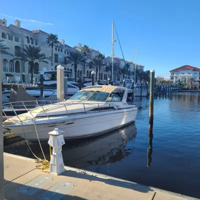 1989 SeaRay 340 express cruiser