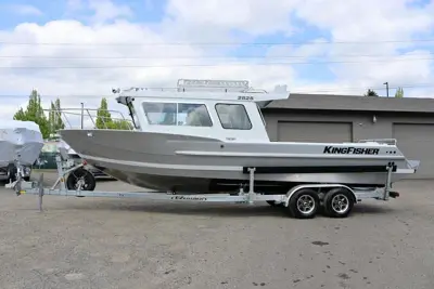 2026 Kingfisher 28' Coastal Express 2825