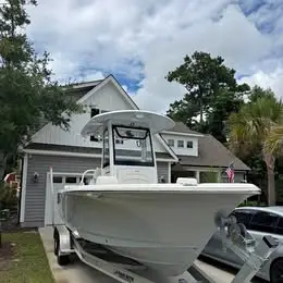 2025 Sea Hunt ultra 225 se