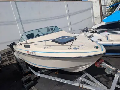 1984 Invader 20V CUDDY 20'