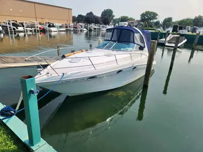 2007 Four winns 318 vista