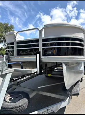 2017 Sunchaser Pontoon