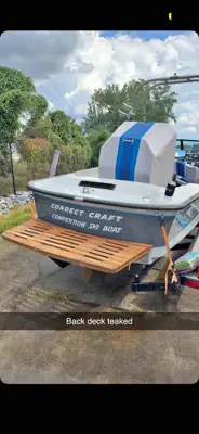 1987 Ski Nautique 2001