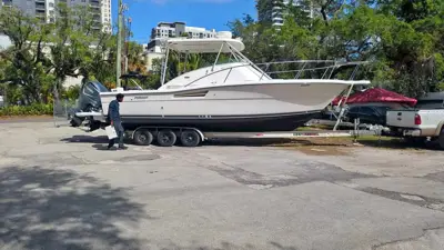 2004 Pursuit Offshore 3000
