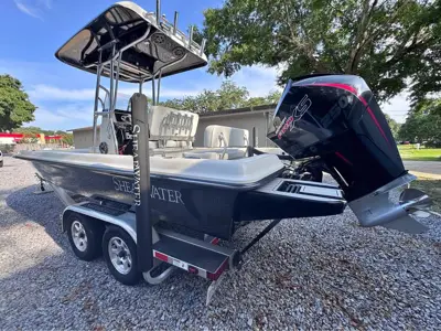 2021 Shearwater 23LTZs