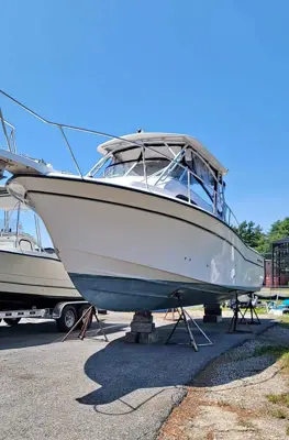 2004 Grady-White Marlin 300