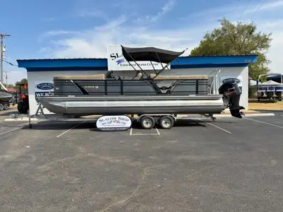 2019 VERANDA V25RC