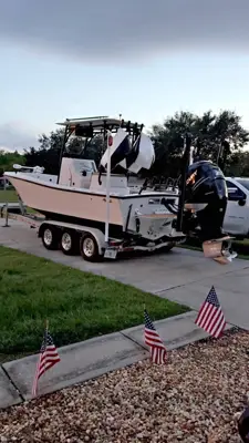 1979 Mako 23