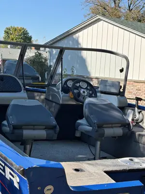 2011 Tracker prov 16wt