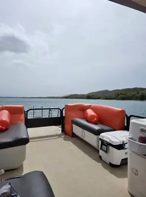 Ponton 96 motor 96 gasolina careton 2014 todo al día