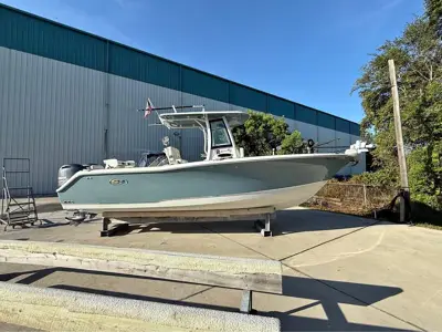 2021 Sea Hunt 27 CB