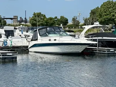 1996 Sea Ray 290 Sundancer, FRESHWATER, Low Hours with Trailer!