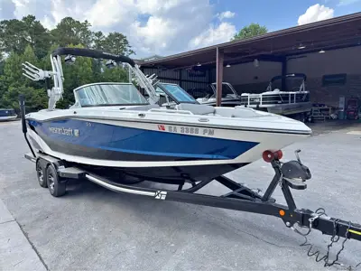 2017 Mastercraft XT23