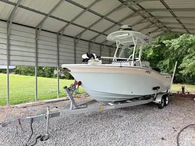 Sea Fox 228 Commander with Yamaha 200 Outboard