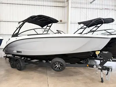 2026 Yamaha AR250