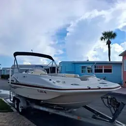 2005 Hurricane fun deck gs202