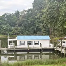 Aqua Lodge catamaran cruiser