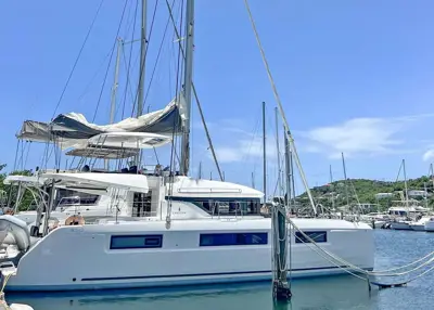 2022 Lagoon 50