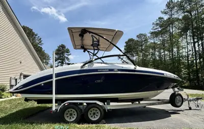 Used Blue 2011 Yamaha 242 Limited S Boat With 271 Hrs