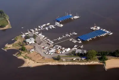 Colonial Beach Yacht Center