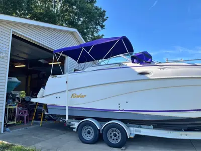 2004 Rinker Fiesta Vee 250