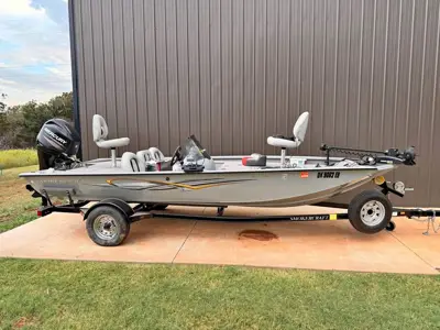 Incredibly well kept smokercraft pro bass, bass boat approx. 50 total hours on engine.