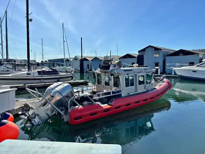 2005 Safe Boat defender