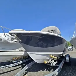 2027 Sea Hunt Ultra 255SE