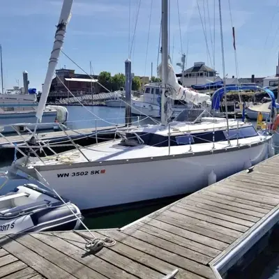 1976 Dufour 31'