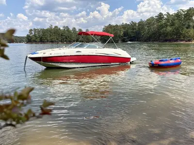 2004 Monterey 263 Explorer