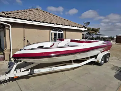 Laser Vision 22' open bow jet