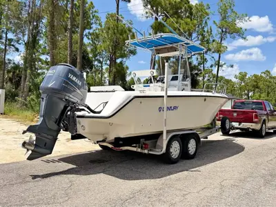 1996 Century 2200 Excellent Boat 2008 Yamaha 4 Stroke 250hp 600 Hours.