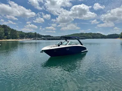 2021 Regal 2800