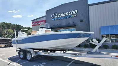 2025 Nauticstar 211 hybrid