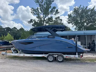 2025 Yamaha 295 XD