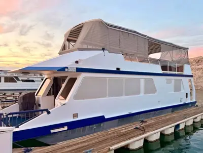 1988 Three Buoys 44ft Houseboat