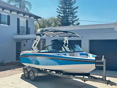 2013 Nautique san 210 team