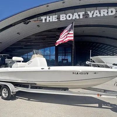 2010 Famous Craft 2100 CC Center Console Bay Boat Mercury 250