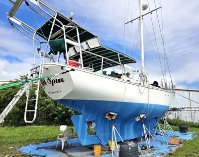 1987 "Hot Spur" 44.1 ft Fiberglass Cutter Rigged Sloop Custom Sailboat