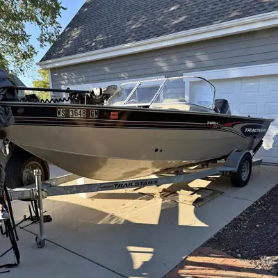 2003 Tracker Targa 18