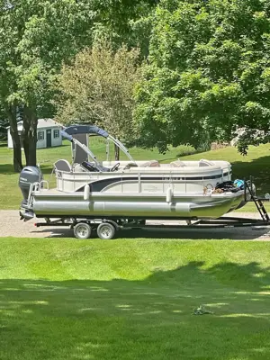 2018 Bennington+ 22SLXP