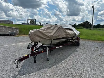 2003 Triton Tr186