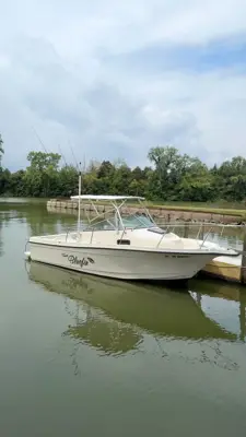 2003 Trophy Pro 2052 Walk around fishing boat