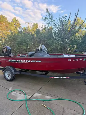 2024 Bass tracker 16 svg deep V