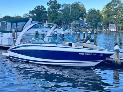 2012 Regal 2500 Bowrider