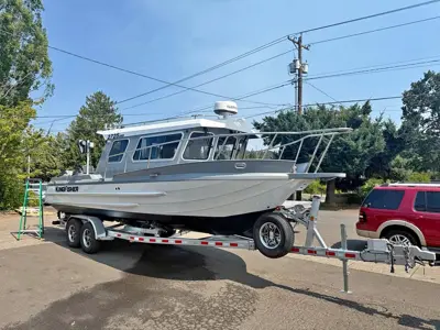 2027 Kingfisher 2725 xrs