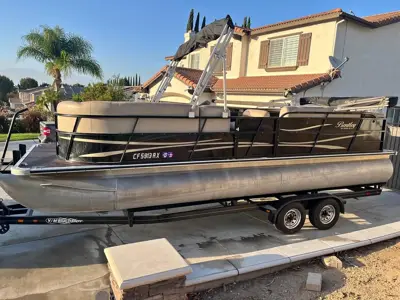 2016 Bentley 240 CRRE