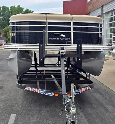 2012 Bennington 25RCW with 115 Mercury and trailer!