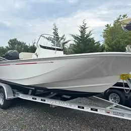 2024 Boston Whaler 190 montauk